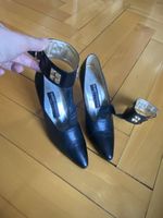 Chaussures à tallons Mario Valentino cuir noir