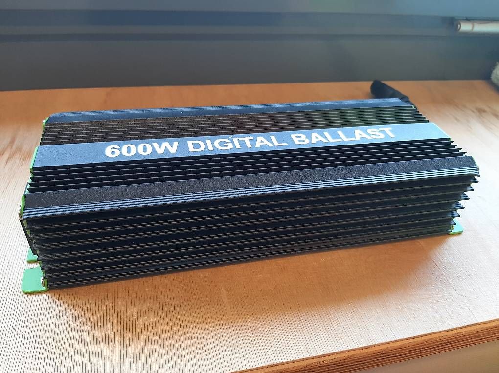 Componenti elettronici: Ballast digital HPS/MH 600W – Usato da Lutry venduto da Matteo022 4