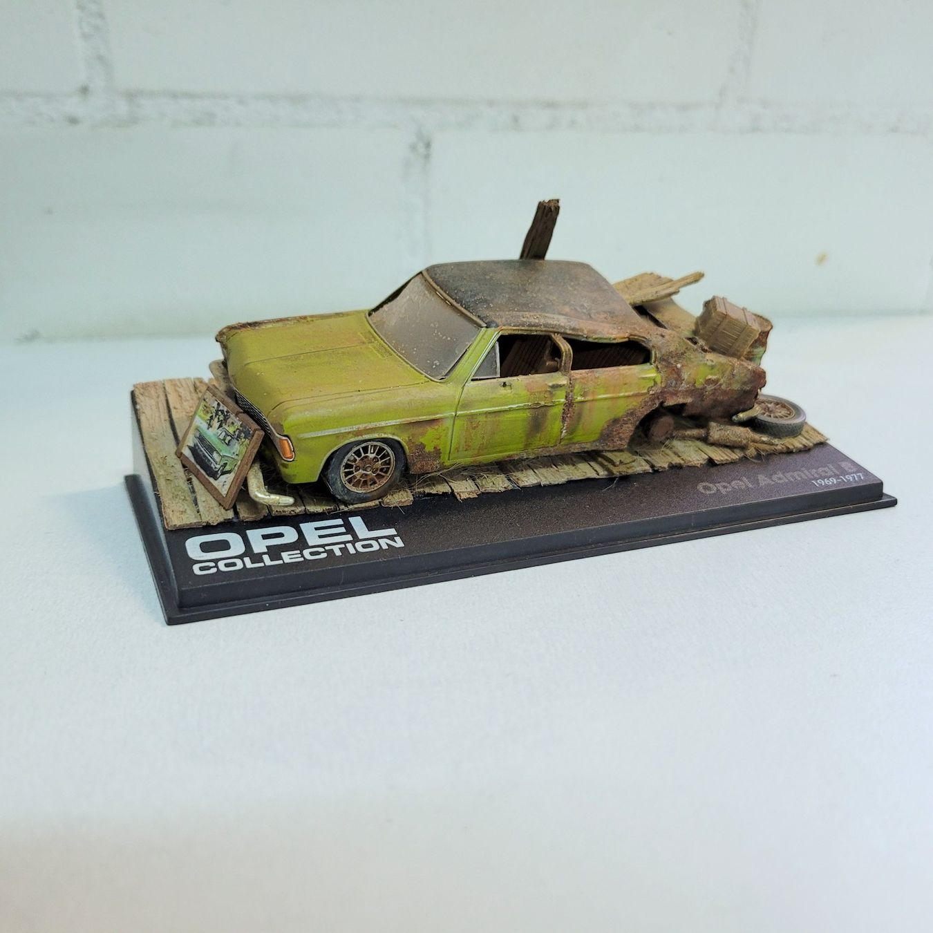 Opel Modellini d'auto: Opel Admiral B 1:43 – Usato da Reinach AG venduto da airbrusher01