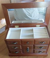 Schmuckschatulle Holz mit Spiegel, guter Zustand