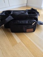 Stylische Wickeltasche vonMomcozy, neuwertig, schwarz