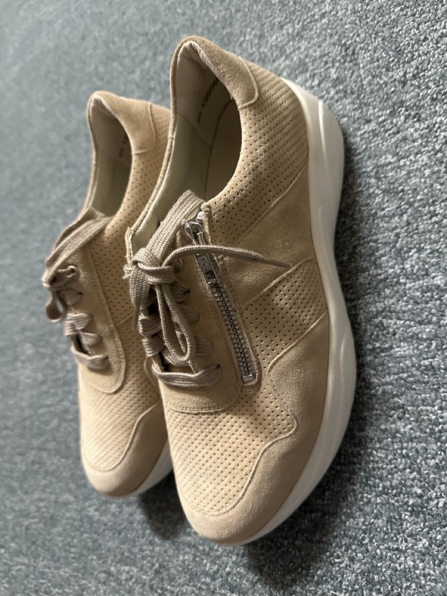 Scarpe da donna: Solidus Kea Sneaker beige Gr6.5  neu – Nuovo e nell'imballaggio originale da Baltschieder venduto da YmroBe 1