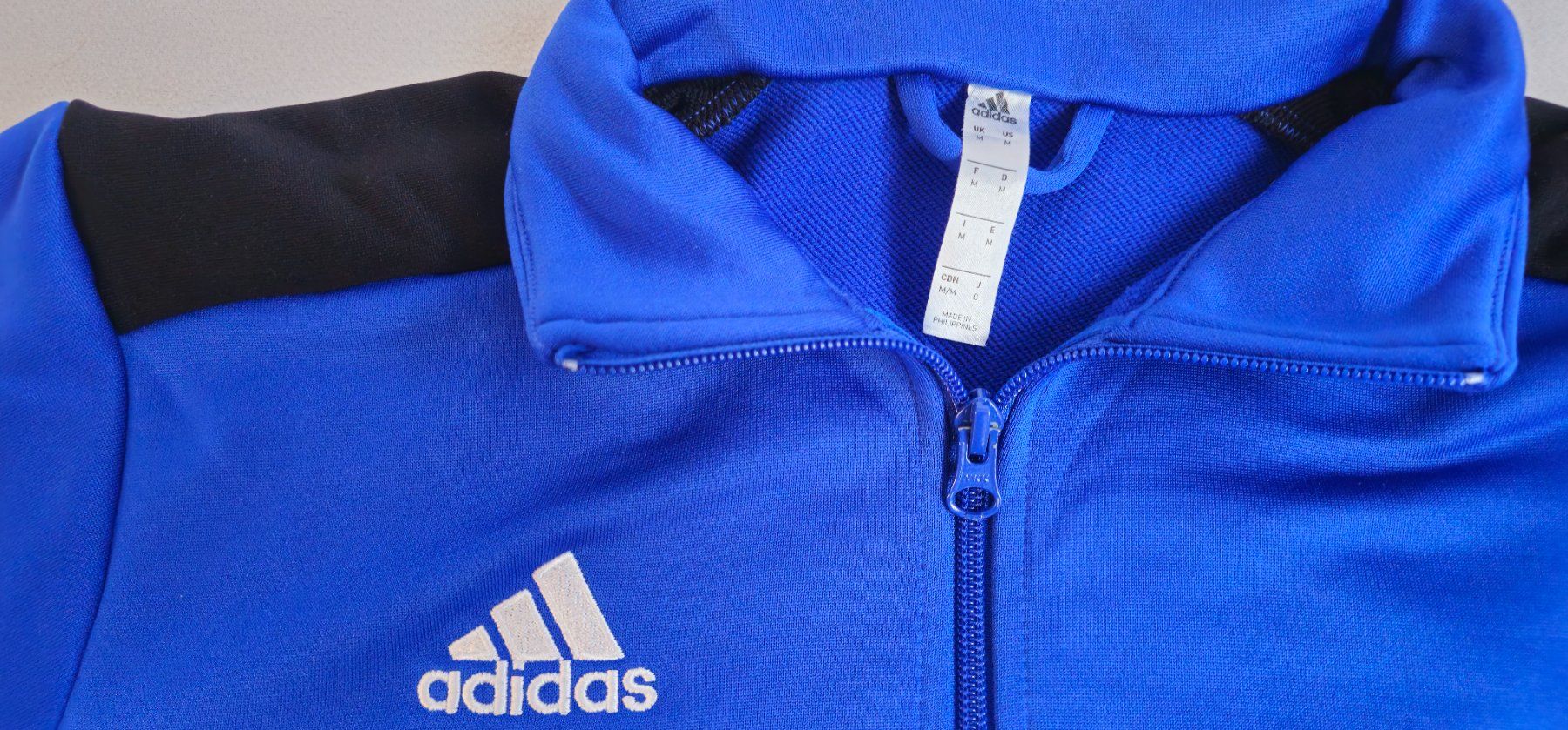 Adidas Giacche: Adidas Trainingsjacke, blau, Gr. M – Usato da Niederglatt ZH venduto da 04iboT 2