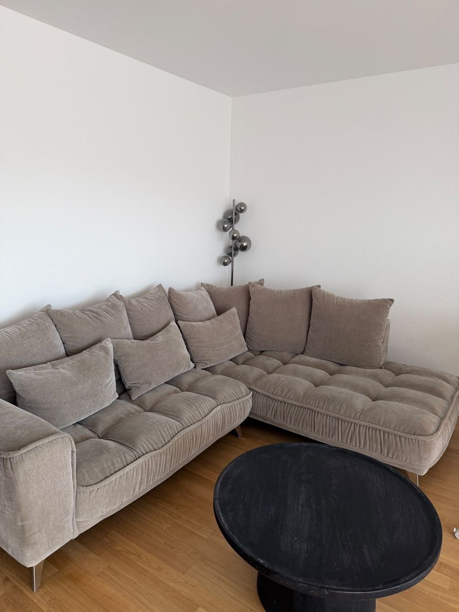 Kare Sofas: KARE Sofa – D'occasion à Schlieren par leondjelmo01 1