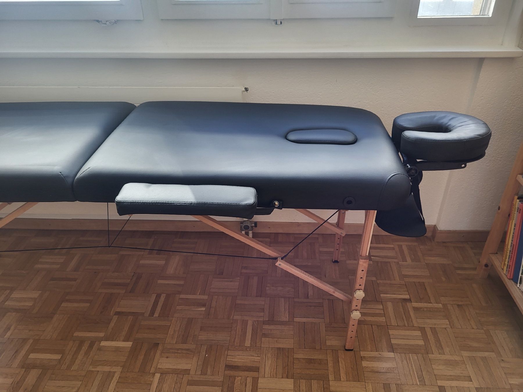 Lettini & sedie per cosmetici: Table de massage pliable 2 zones noire – Usato da Genève venduto da beh_d27l 1