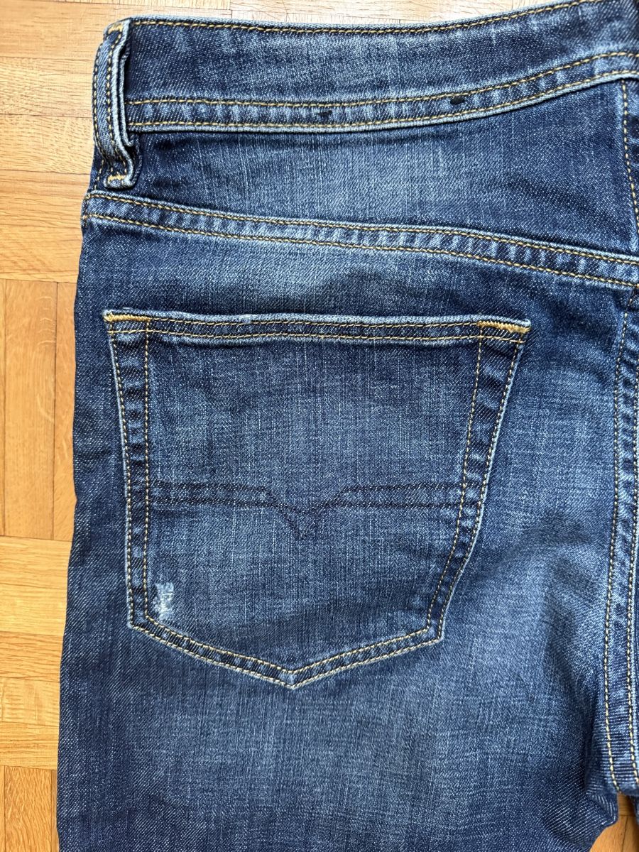 Diesel Jeans: Jeans Diesel (T.30) – Usato da Les Avanchets venduto da GG_ 2