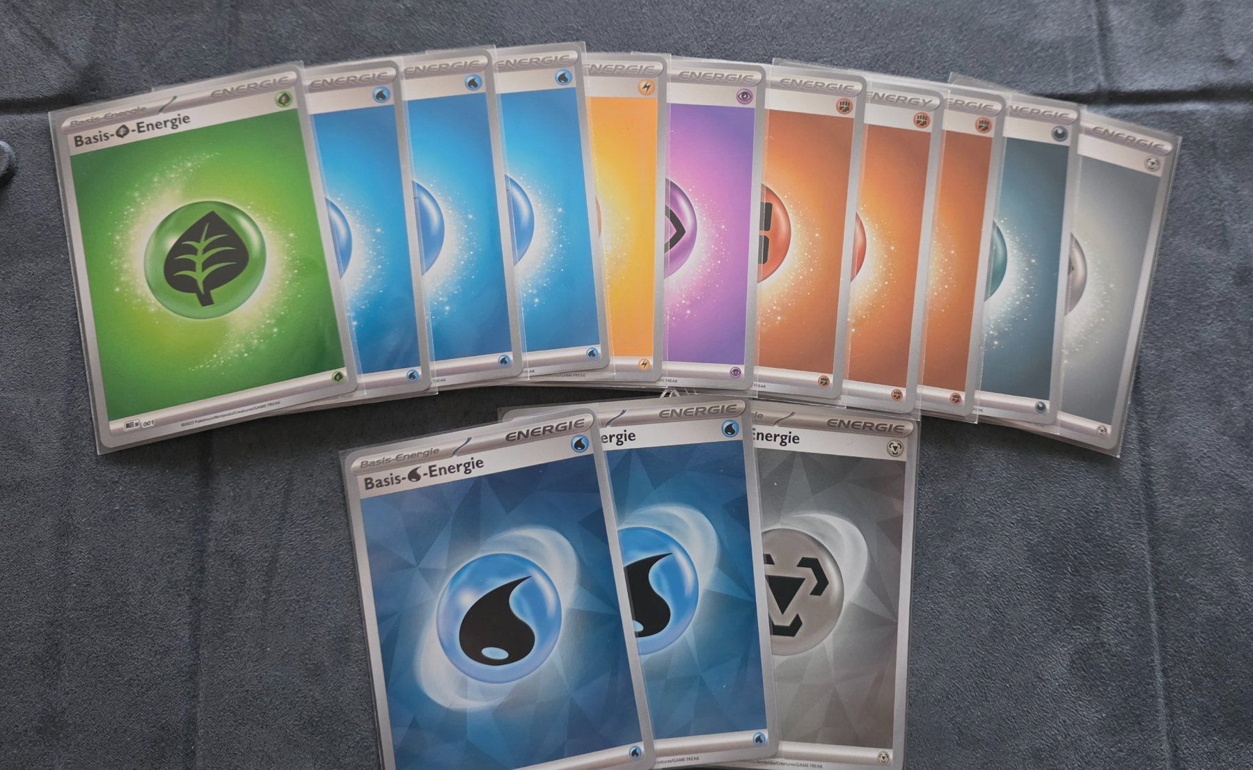 Pokémon Carte collezionabili: Pokémon Holo Energie DE - 14 Stück – Nuovo (secondo la descrizione) da Roggwil BE venduto da S_Cards 3