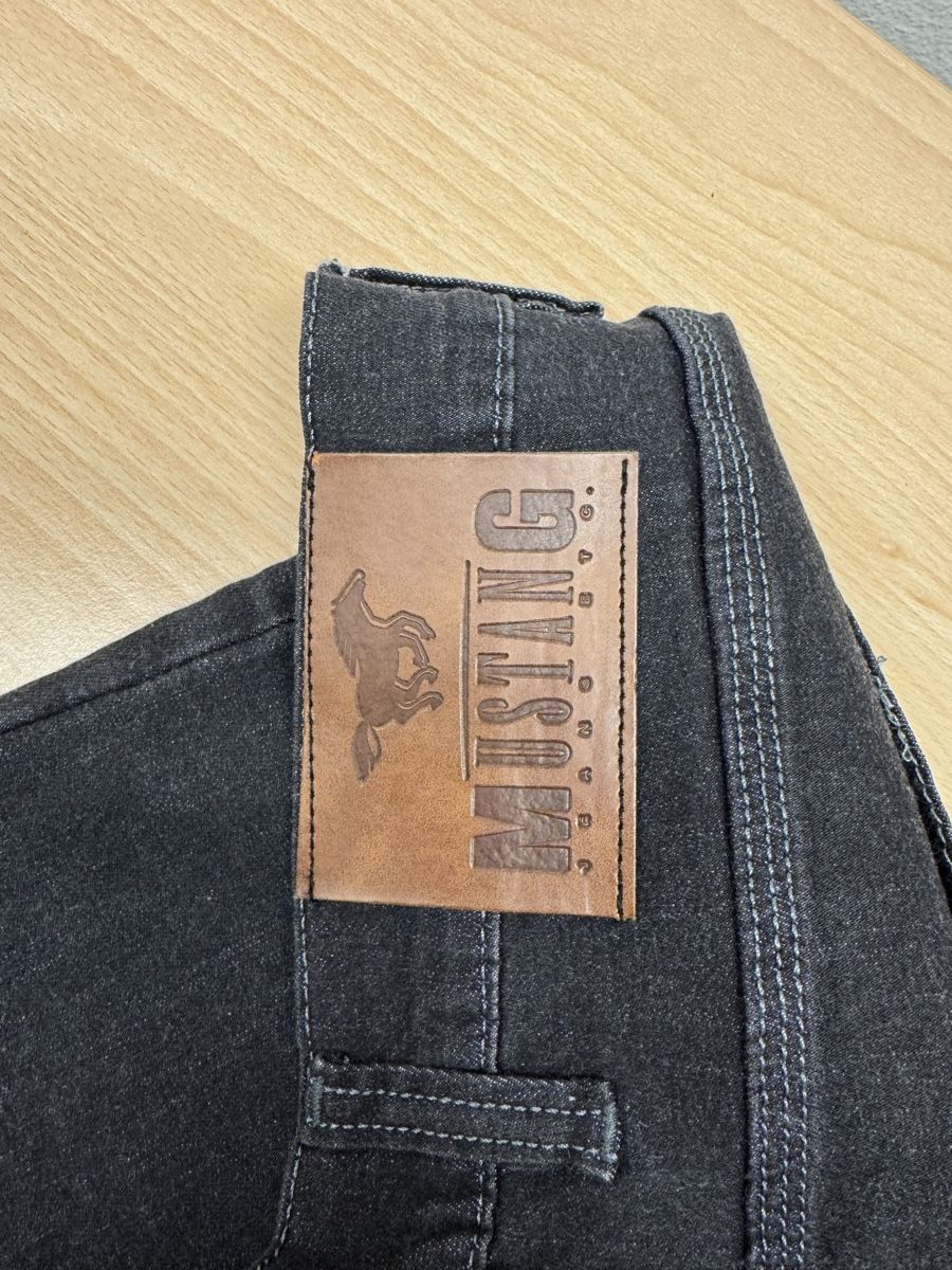 Jeans: Mustang Herren Jeans – Gebraucht aus Freidorf TG von ibipatria 1