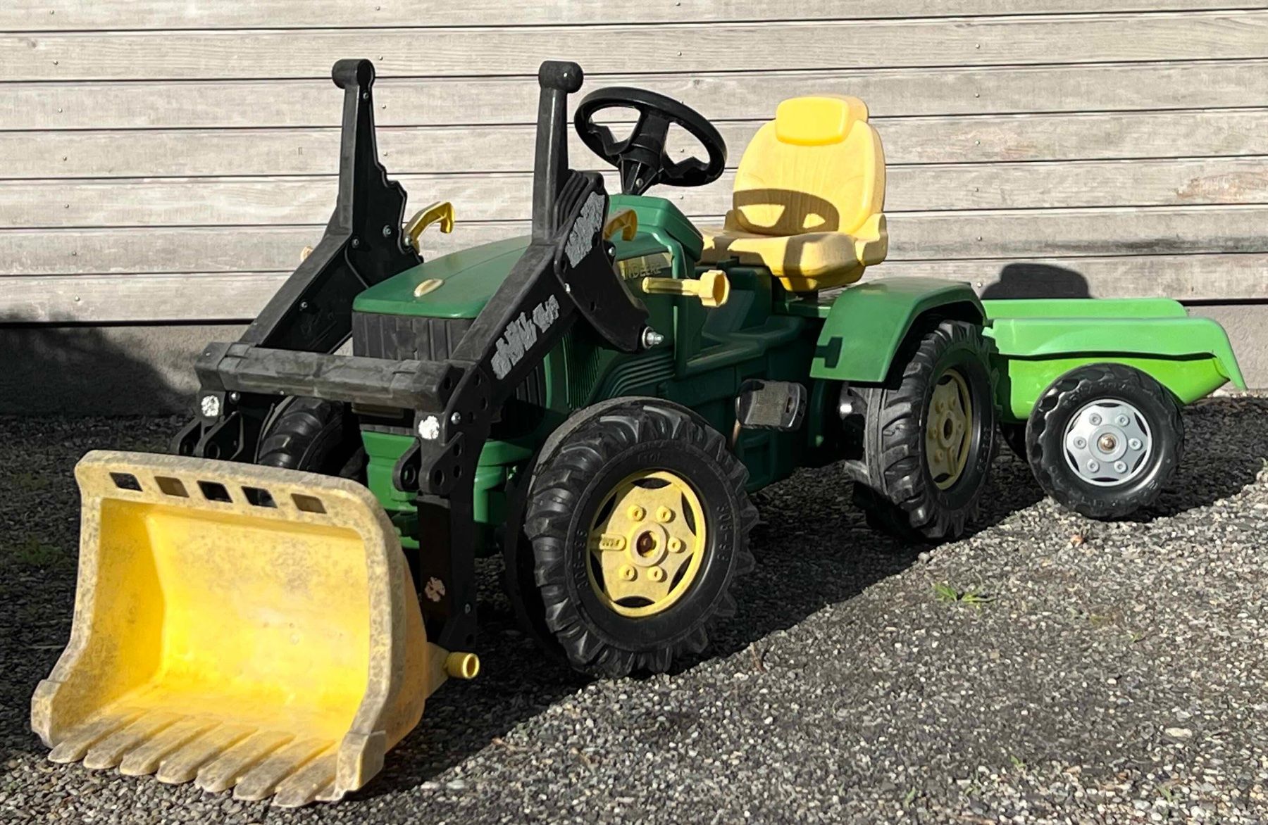 Fahrzeuge für Kinder: Kindertraktor – Gebraucht aus Neuenkirch von Magmatom 1