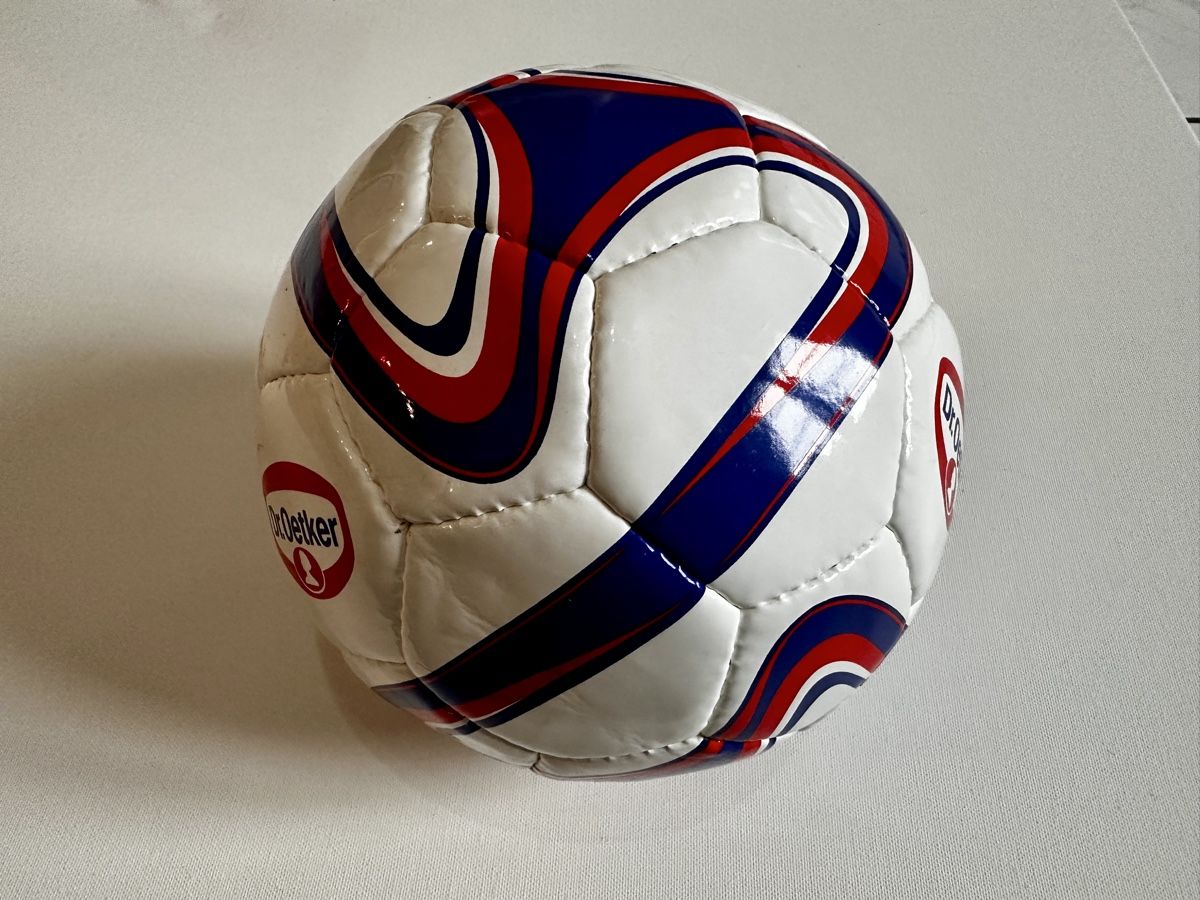 Palloni: Fussball; Dr. Oetker – Nuovo (secondo la descrizione) da Rorschach venduto da car_wbc5