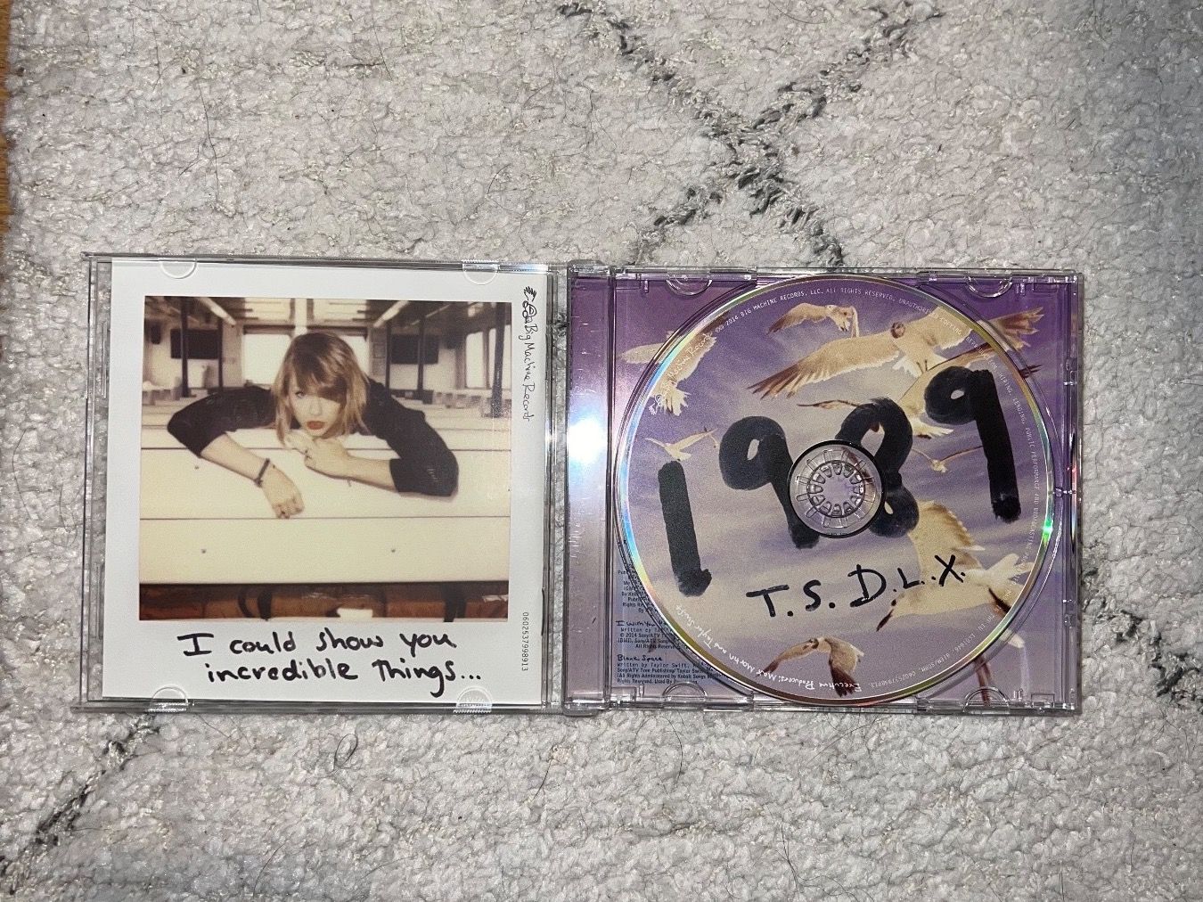 CDs: Taylor Swift CD 1989 mit Bilder – Gebraucht aus Luzern von  1