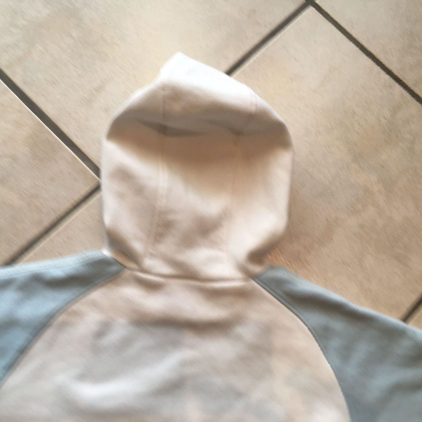 Nike Maglioni & Felpe: Sweatshirt 116 / 128 NIKE mit Kaputzen – Usato da Orpund venduto da Mary8972 5
