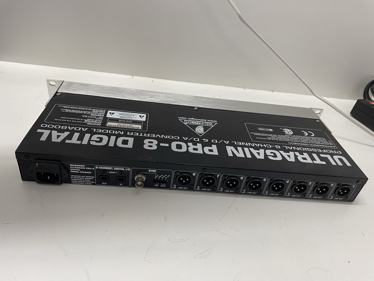 Behringer Equalizzatori: Behringer Ultragain Pro8 Digital ADA8000 – Usato da Zürich venduto da haeschesnonid 2