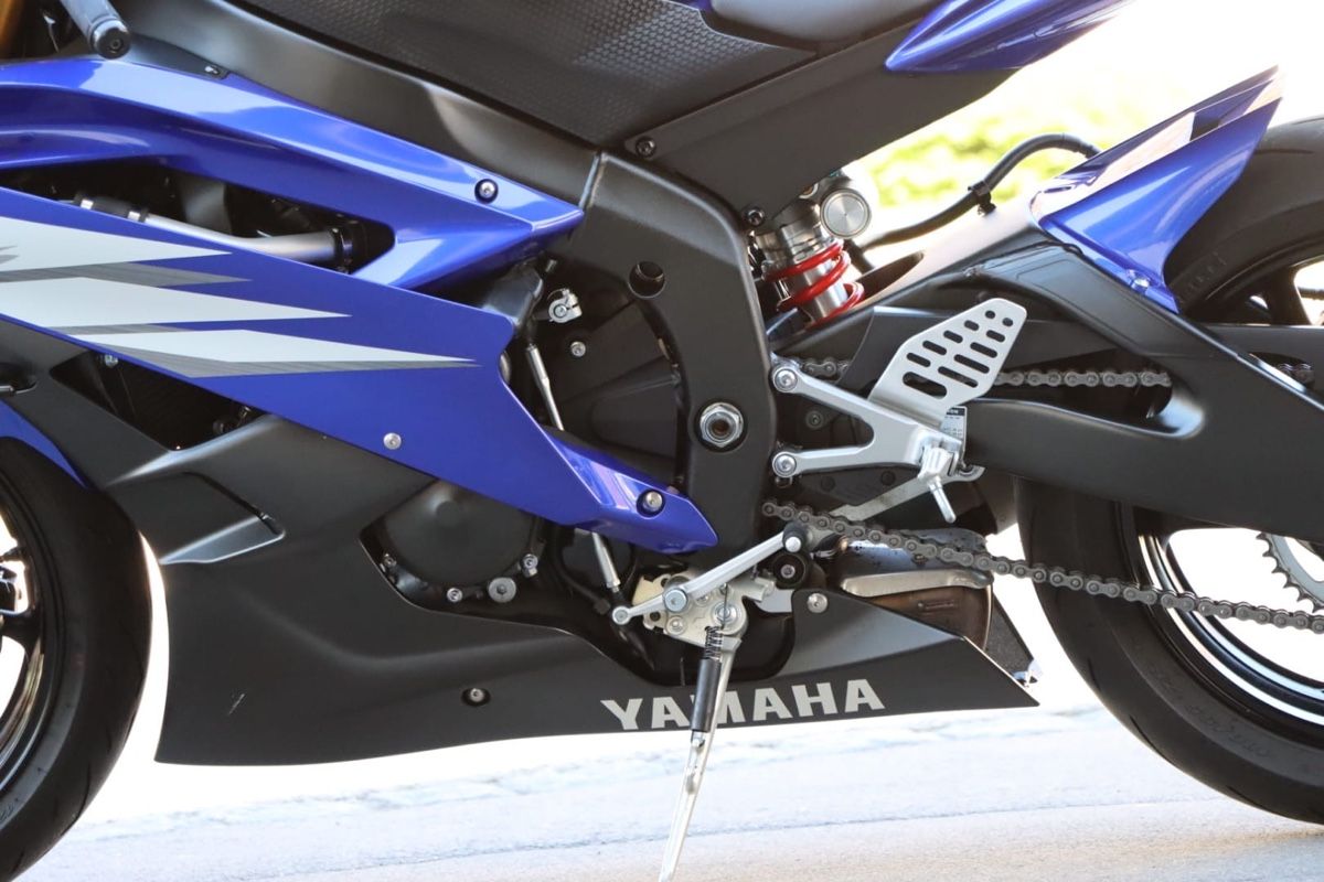 Yamaha Strada: Yamaha YZF-R6 RJ11 – Usato da Rheineck venduto da s1kfrank 4