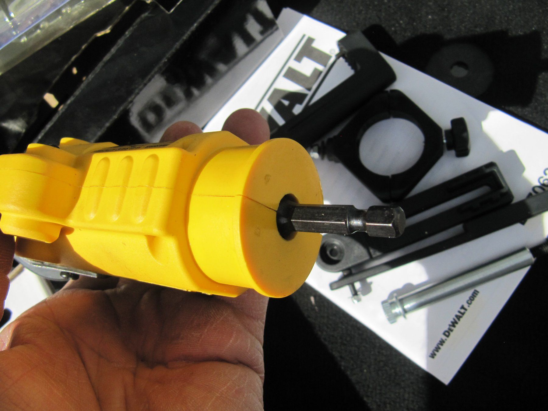 Dewalt Tutti gli attrezzi: Blechschneider/Blechschere DeWalt -Aufsatz – Usato da Basel venduto da stefan4057 3