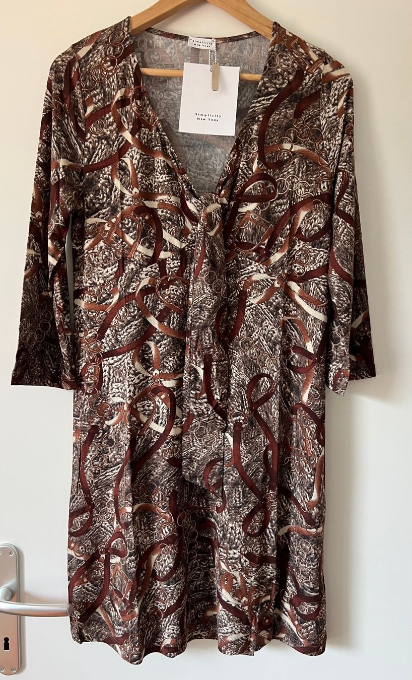 Vestiti: NEU: Simplicity New York Kleid Gr. M – Nuovo e nell'imballaggio originale da Lachen venduto da Reeci