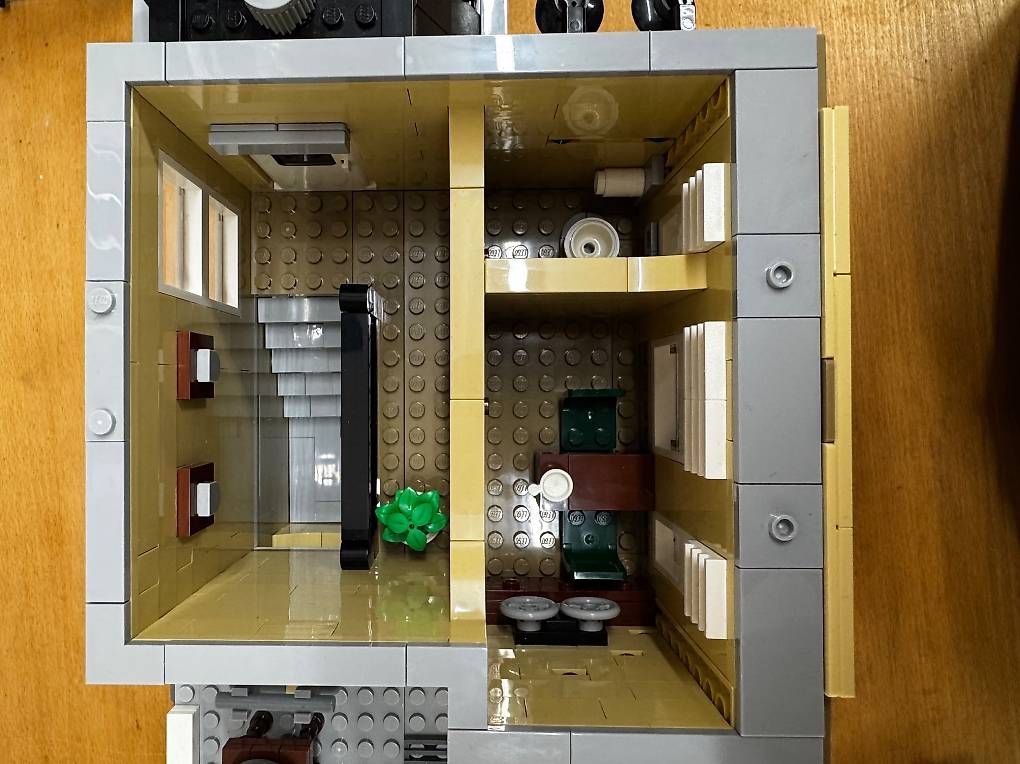 Lego Kit di costruzioni: Lego Creator Expert 10278 - Polizeistation – Usato da Weiach venduto da Stevo_Levo 2