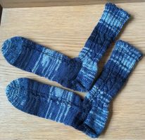 Schöne gestrickte Herrensocken   NEU Grösse 45/46