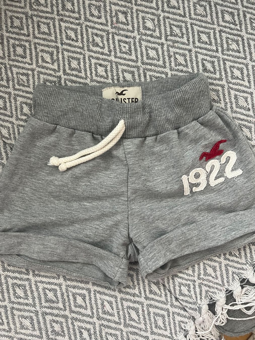 Pantalons: SHORTS PANTS GR CA98 – D'occasion à Basel par theo-g77