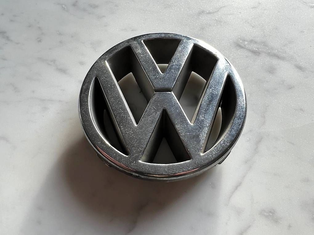 Toutes les pièces auto: Original Vintage VW Emblem – D'occasion à Biel/Bienne par lef_2jnx 1
