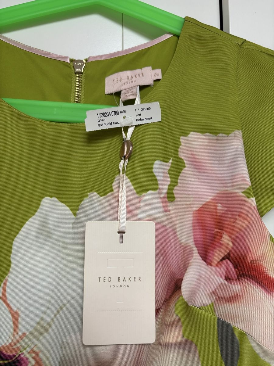 Ted Baker Vestiti: Ted Baker Kleid mit Blumenmuster, Gr. 36, neu – Nuovo (secondo la descrizione) da Füllinsdorf venduto da fab_n8ry 2