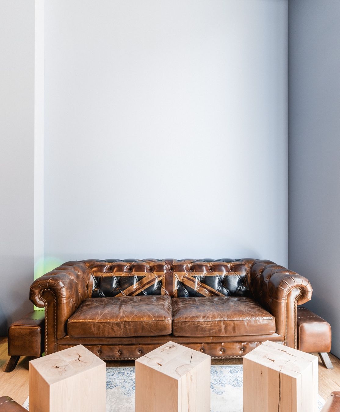 Chesterfield Sofas: Chesterfieldsofa mit Union Jack – Gebraucht aus Zürich von MARTINBOLDT 1