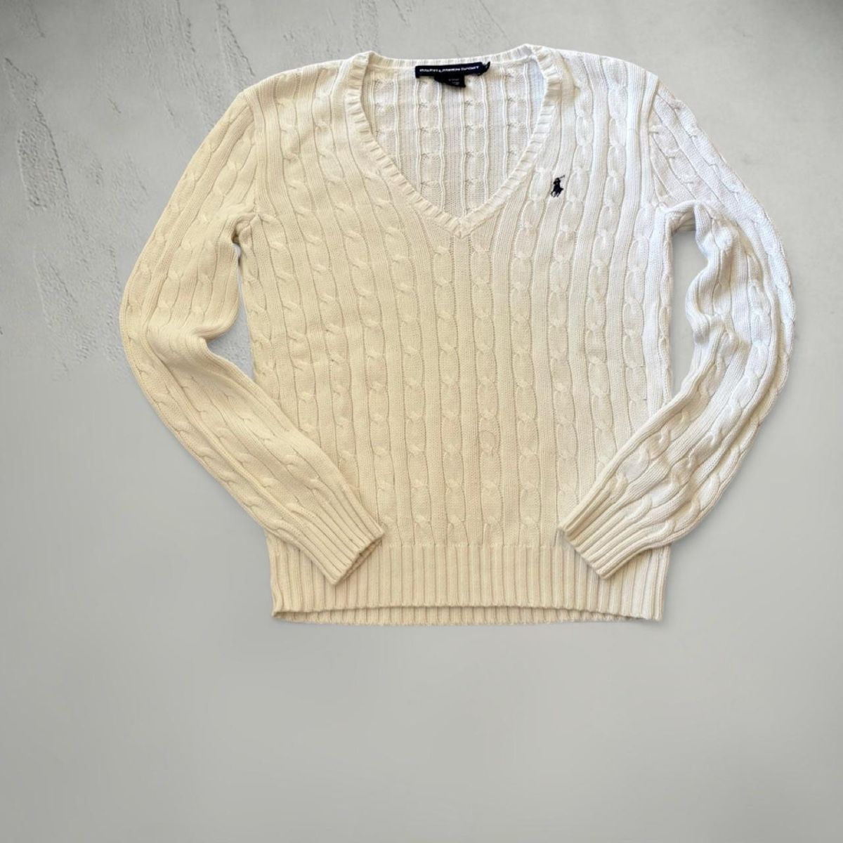 Ralph Lauren Maglioni & Felpe: Pullover Ralph Lauren Zopfstrick V-Ausschnitt Weiss Grösse M – Nuovo (secondo la descrizione) da Basel venduto da archive.