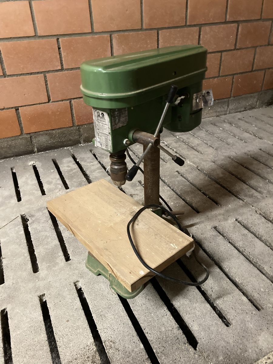 Bohrmaschinen: Tischbohrmaschine – Gebraucht aus Riedtwil von padu1984 2