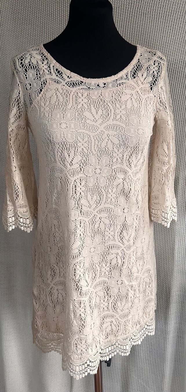 H&M Vestiti: Beiges Spitzenkleid von H&M Gr. S – Usato da Muri AG venduto da Shoshana5