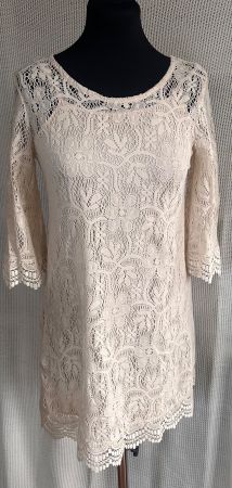 Beiges Spitzenkleid von H&M Gr. S