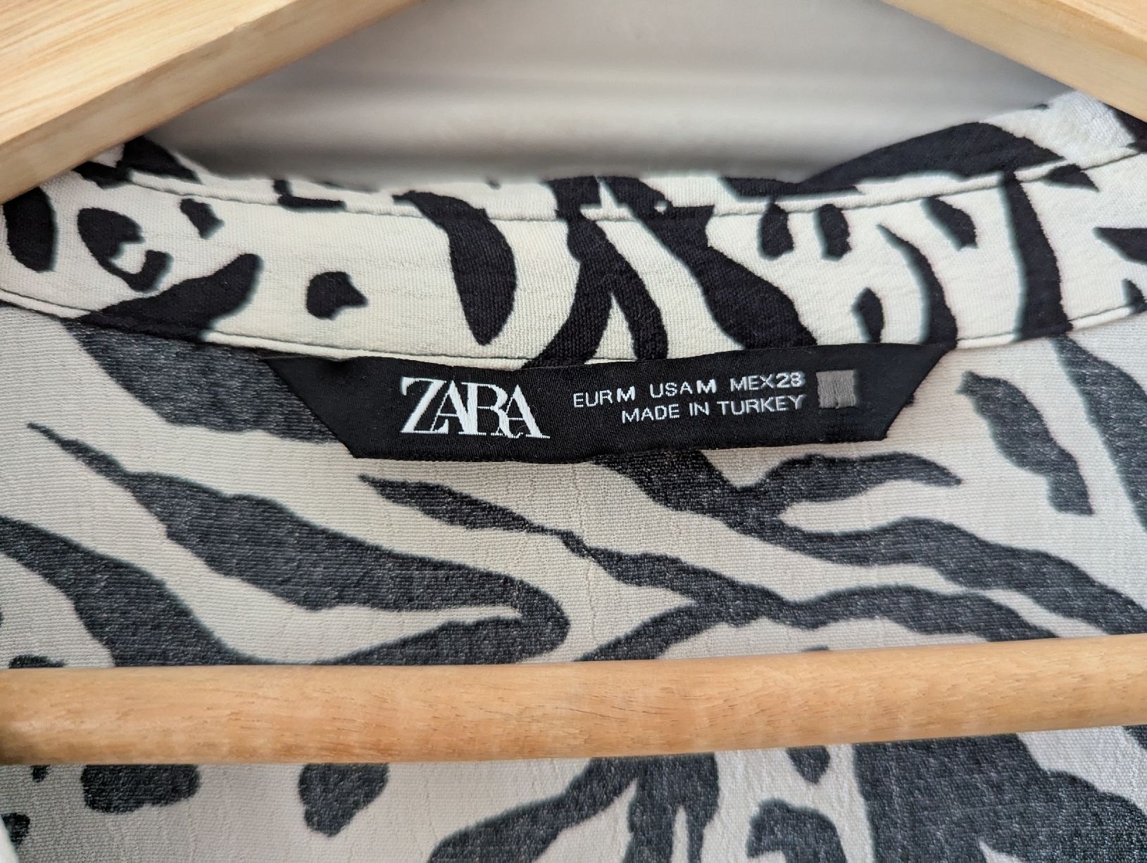 Zara Kleider: robe Zara M – Gebraucht aus Montreux von dem_gyt9 2