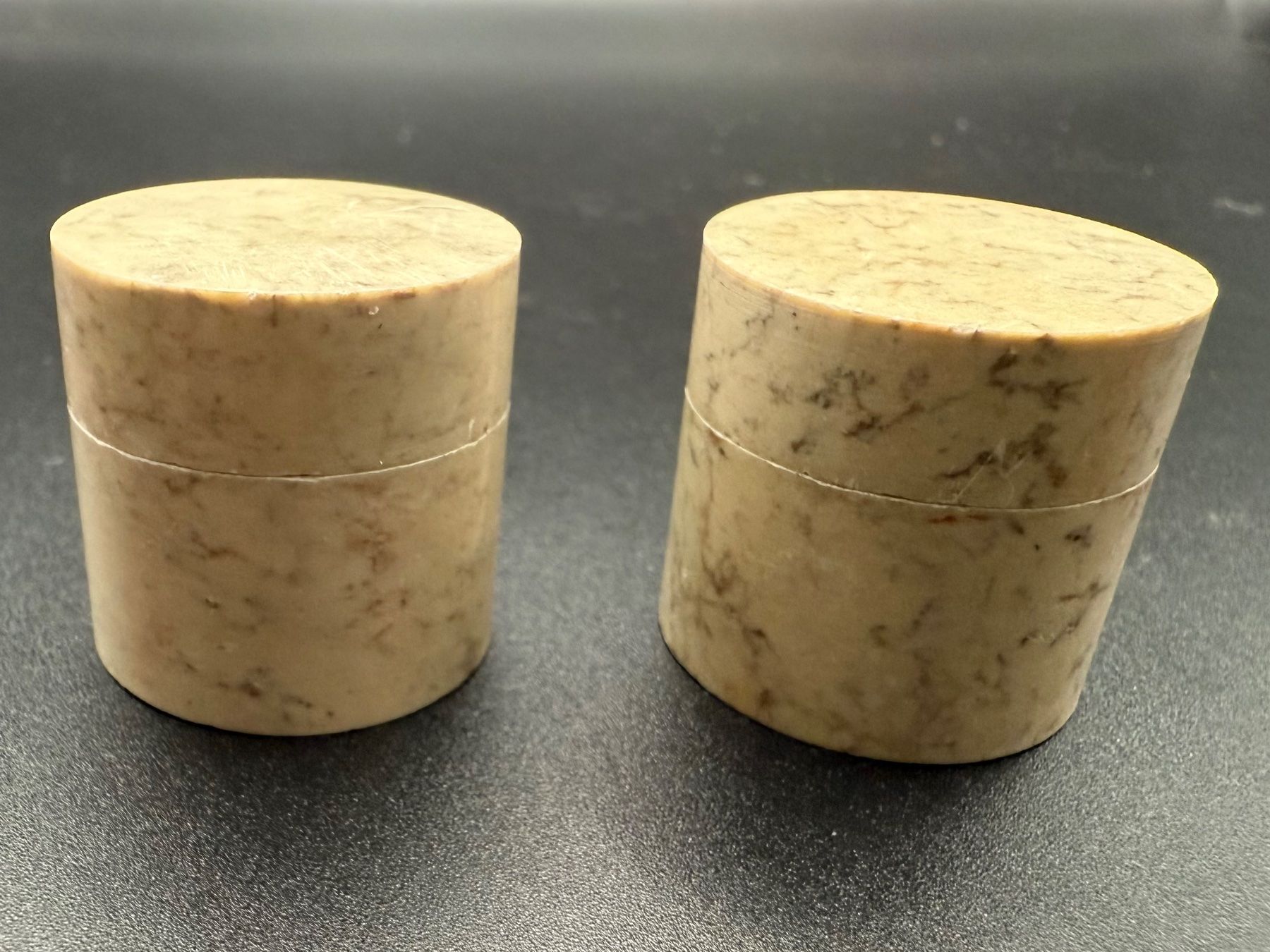 Tutte le decorazioni: Elegante Vintage Seifenstein-Boxen - 2er-Set – Usato da Lamone venduto da LaCantinaMagica 3