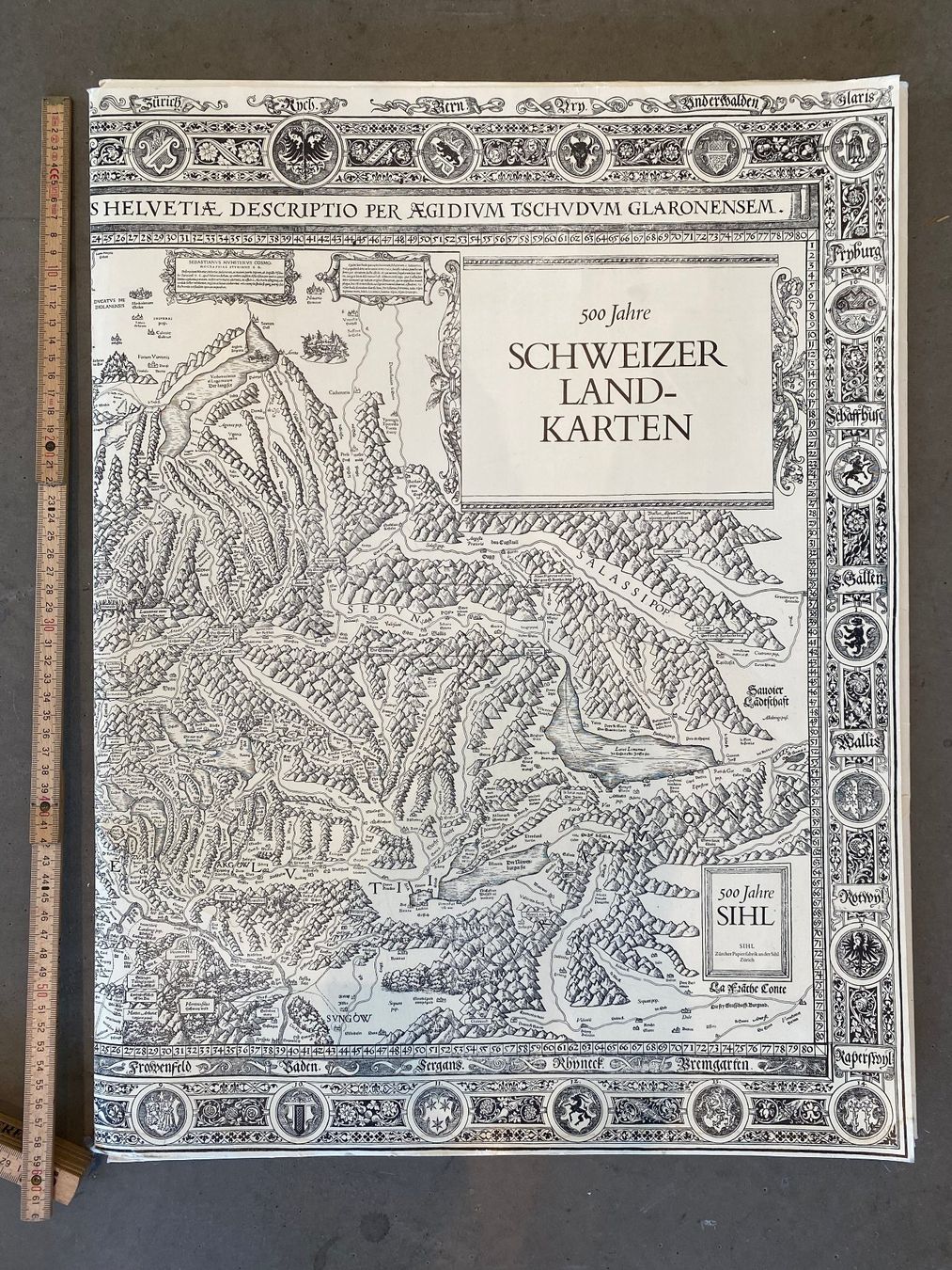Cartine & Atlanti: 500 Jahre Schweizer Landkarten – Usato da Zürich venduto da fritzfranzantoni