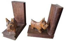 2 Buchstützen geschnitzt Terrier