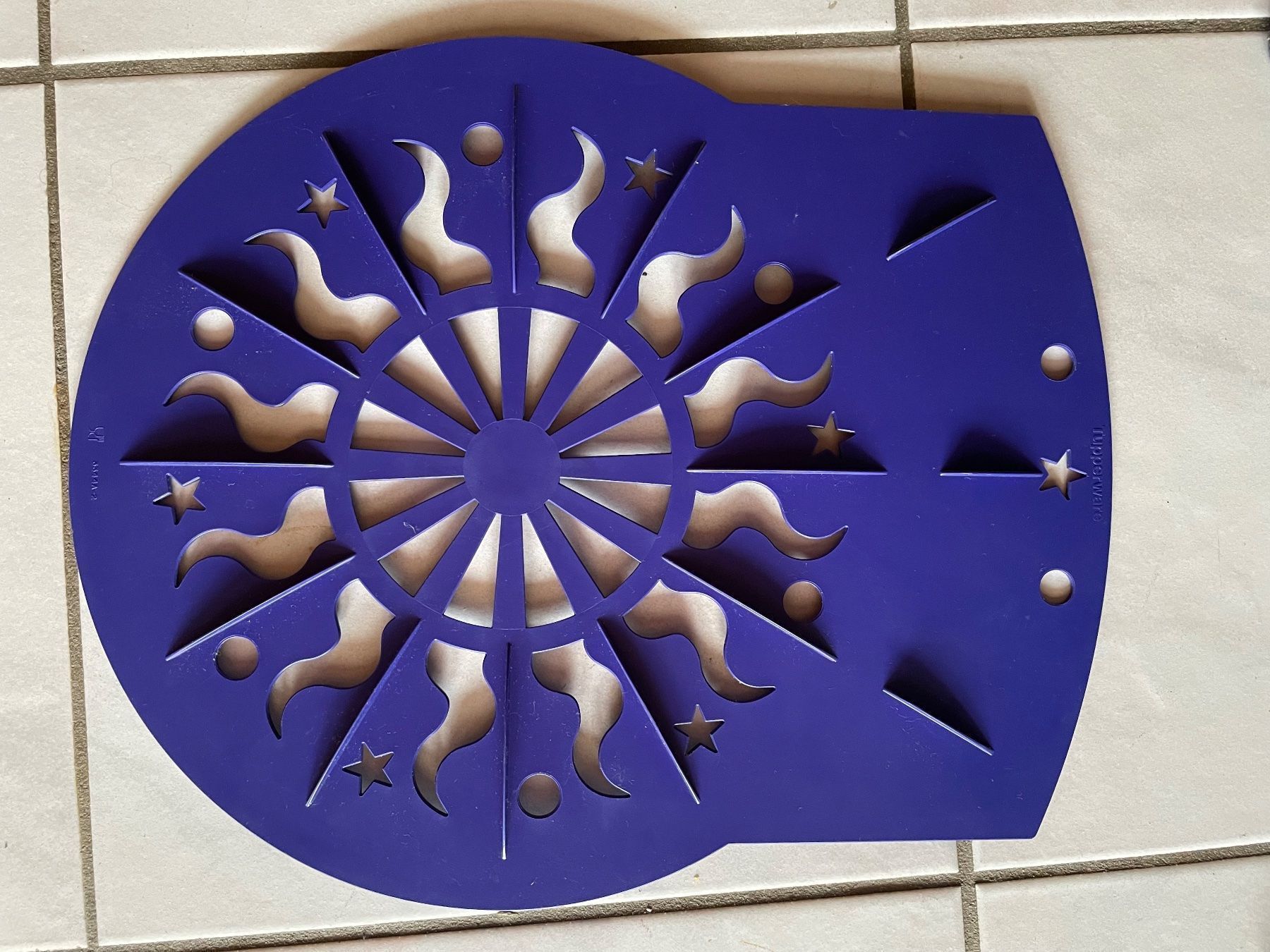 Tupperware Piatti di portata: Torten/Dekorierplatte Tupperware – Nuovo (secondo la descrizione) da Kaiseraugst venduto da KlausSina 2