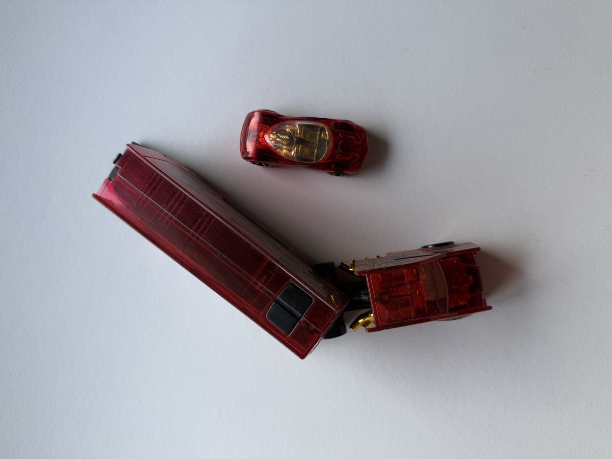 Hot Wheels Giocattoli: Hot Wheels V-Rroom! – Usato da Beinwil am See venduto da Tobi-Wied 1