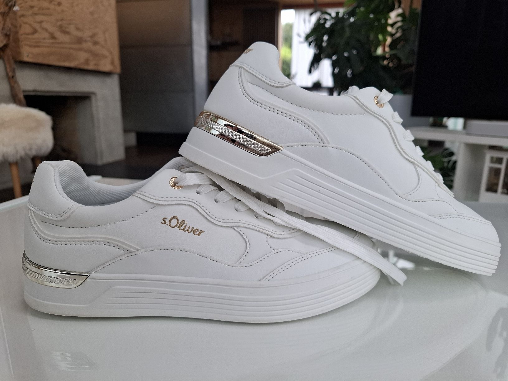 S.Oliver Chaussures femmes: S.Oliver Sneaker Weiss Gr.40 NEU – Neuf (Voir description) à Winterthur par -.S.B.-