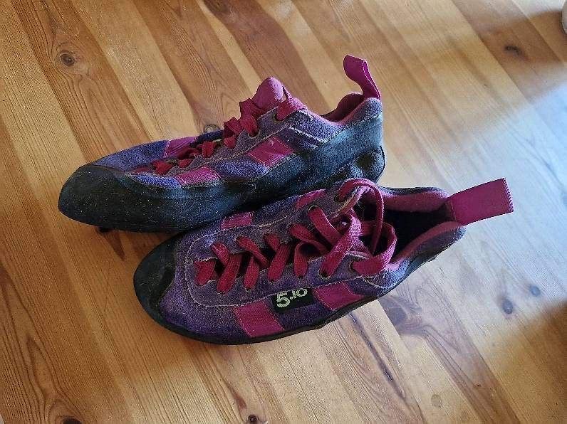 Chaussures femmes: Kletterschuh Grösse 37 – D'occasion à Riggisberg par ancash 2