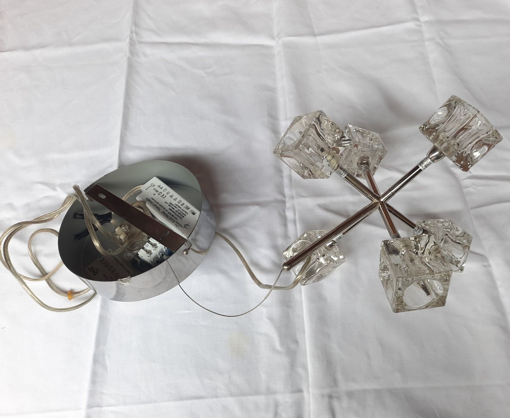Ikea Lampadari & plafoniere: Ikea Ice Cube ISASA Hängelampe – Usato da Weinfelden venduto da JoeBaer