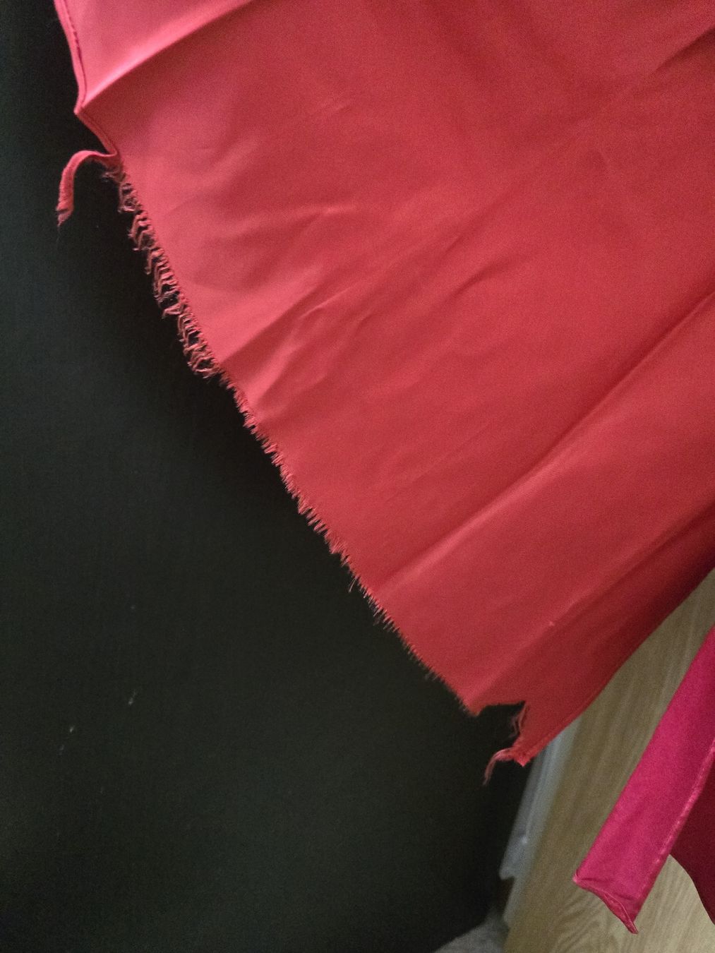Vestiti: Rockchii red evening with Slit - Perfect for chic evening – Usato da Bossonnens venduto da MMoudry3 2