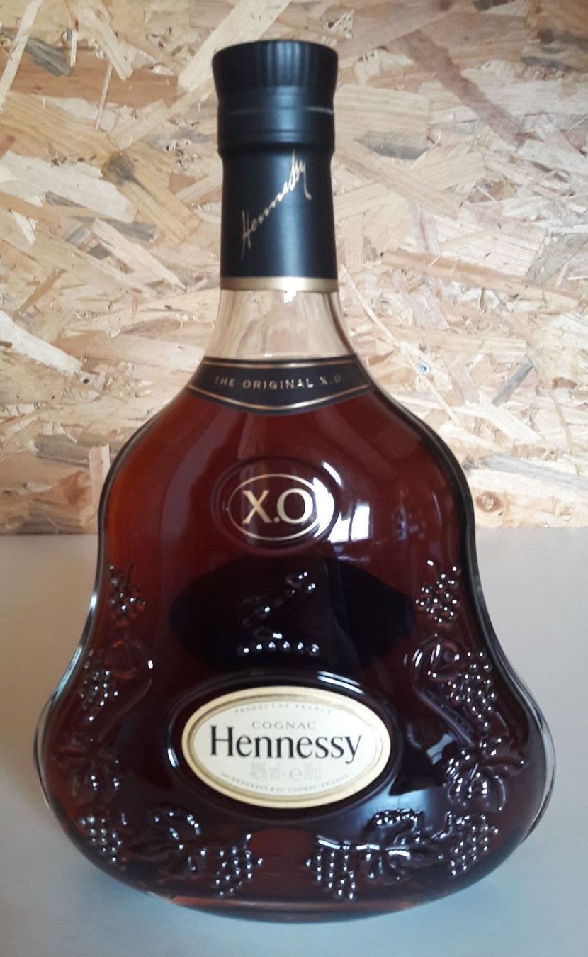 Hennessy Bevande alcoliche: Cognac Hennessy XO – Nuovo e nell'imballaggio originale da Le Locle venduto da drinkshop 1
