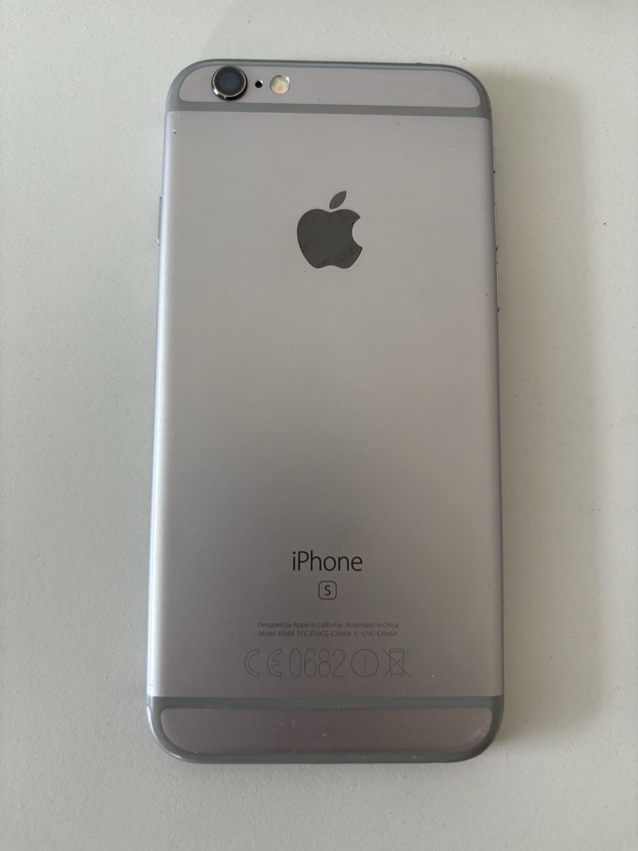 Apple Telefoni cellulari / Smartphones: iPhone 6s - 32GB 83% Batterie – Usato da Zürich venduto da tom_b759 1