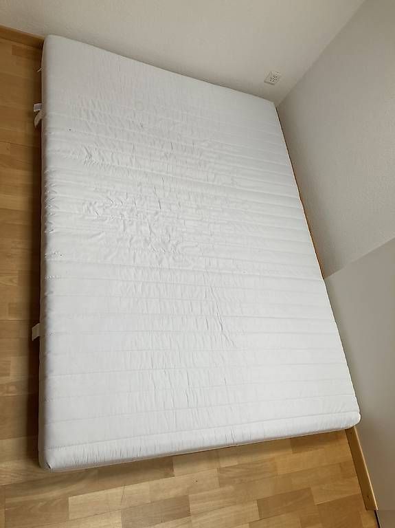 Materassi: Schaumstoff Matratze 140x200 – Usato da Tenniken venduto da Gnade27 1