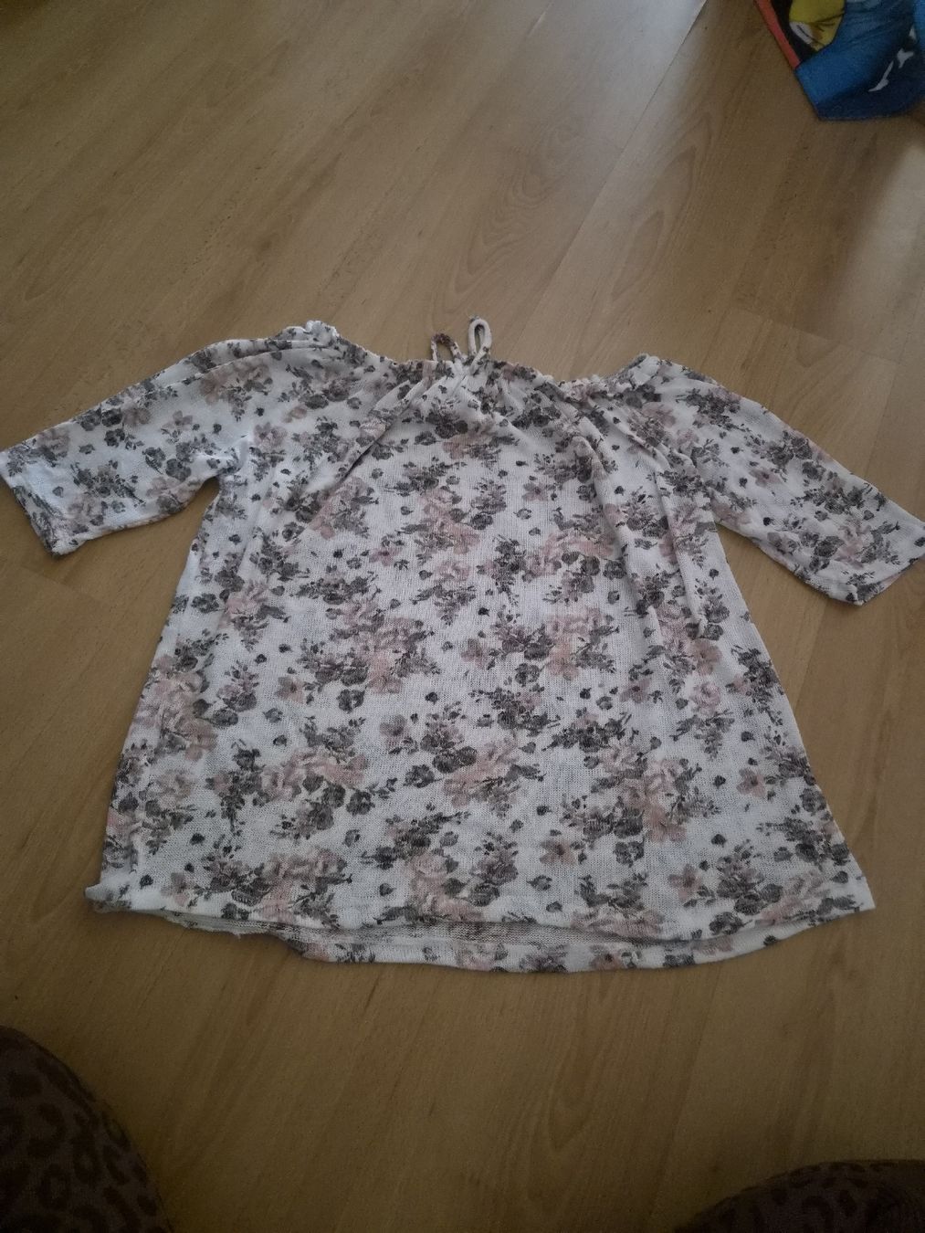Pullover & Sweatshirts: Chicoree Oberteil floral Grösse M, gestrickt – Gebraucht aus Mumpf von Fabis_Shop 6