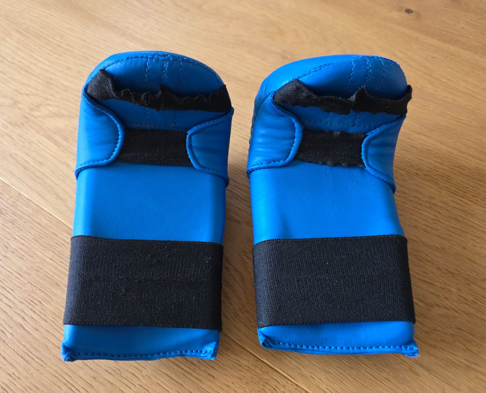 Guanti & manicotti: Budo.ch Handschutz Kinder Gr S – Usato da Richterswil venduto da adora88 2