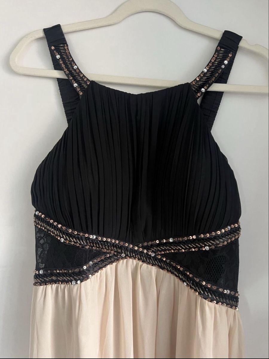 Kleider: Abendkleid Gr. 46 – Gebraucht aus Spiez von Berossy 1