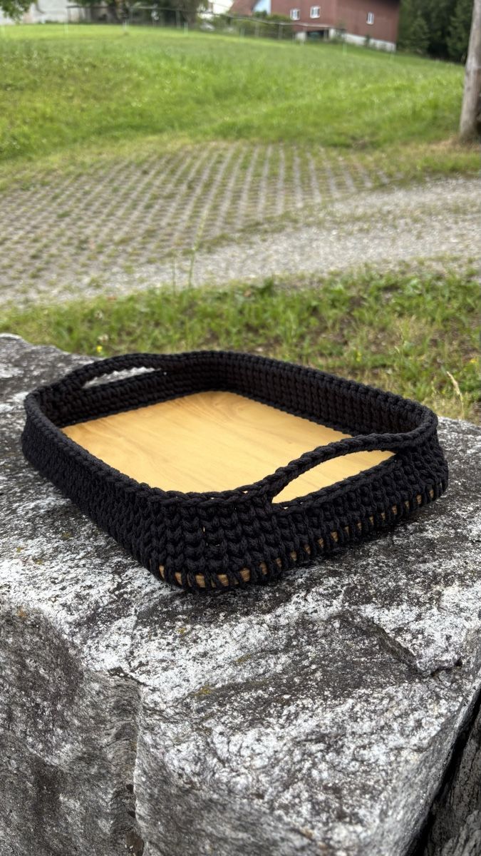 Piatti di portata: Neu, Häkel-Serviertablett mit Akazienboden – Nuovo (secondo la descrizione) da Bichwil venduto da VintaCraftStudio 5
