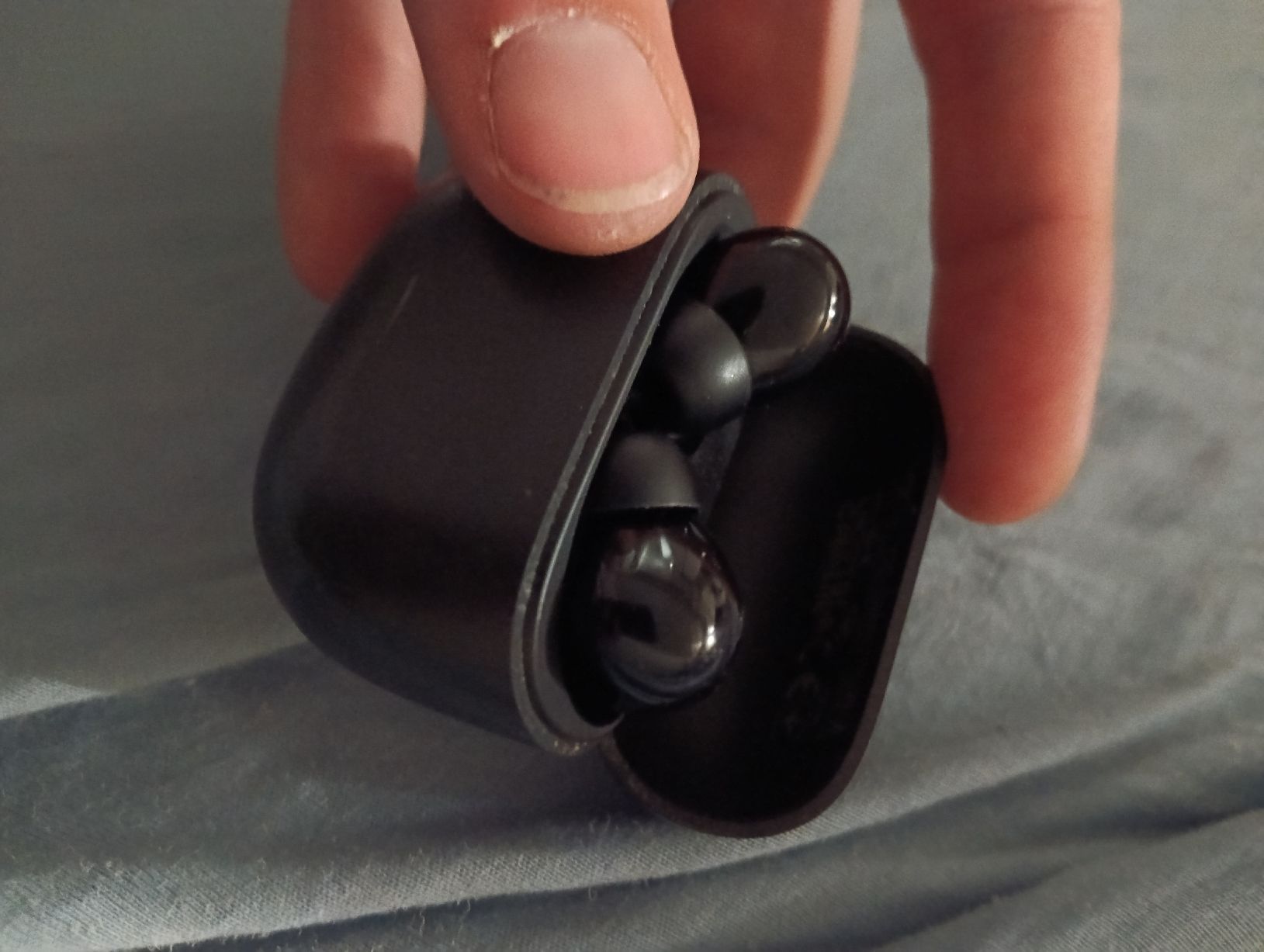 Xiaomi Kopfhörer: Redmi Bluetooth Kopfhörer schwarz gebrauchter Zustand – Neu (gemäss Beschreibung) aus Zürich von TBG021 3