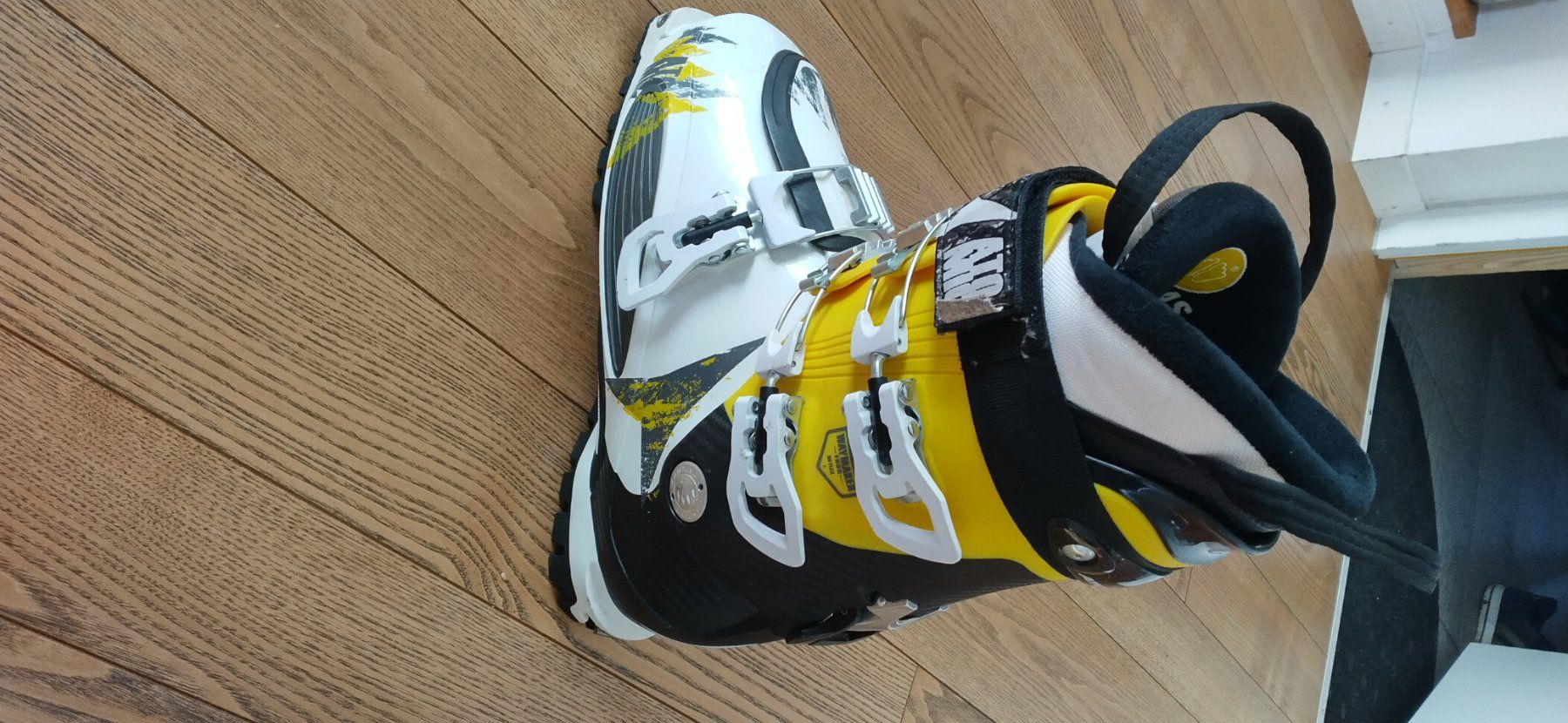 Scarpe da uomo: Skischuhe Atomic – Nuovo (secondo la descrizione) da olten venduto da gd03