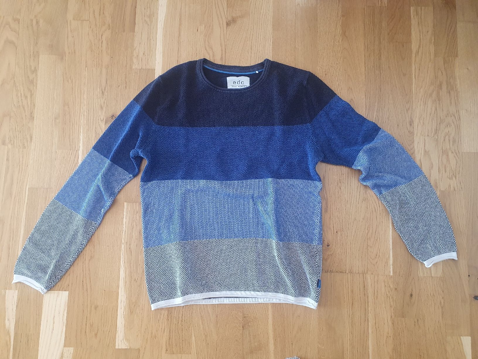 Esprit Maglioni & Felpe: Edc Strickpullover, Herren, Grösse M, Top Zustand! – Usato da Moosseedorf venduto da Sonnenschein..